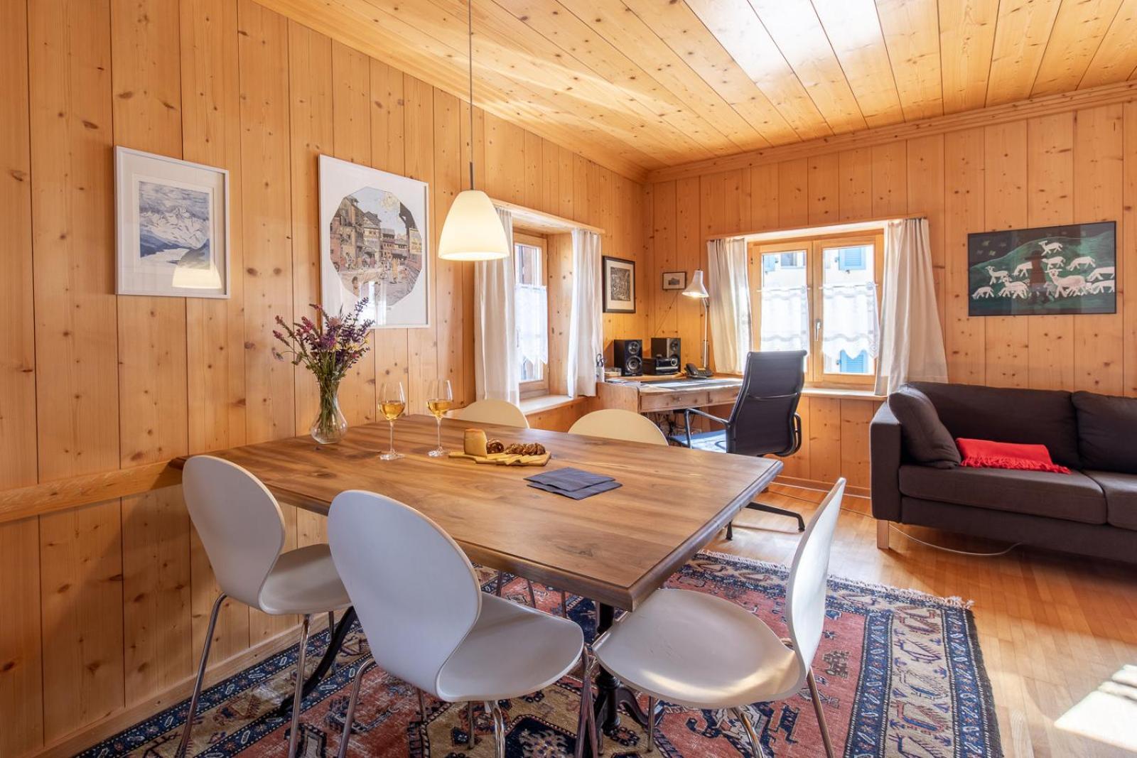 Chasa Tredeschin Apartman Scuol Kültér fotó